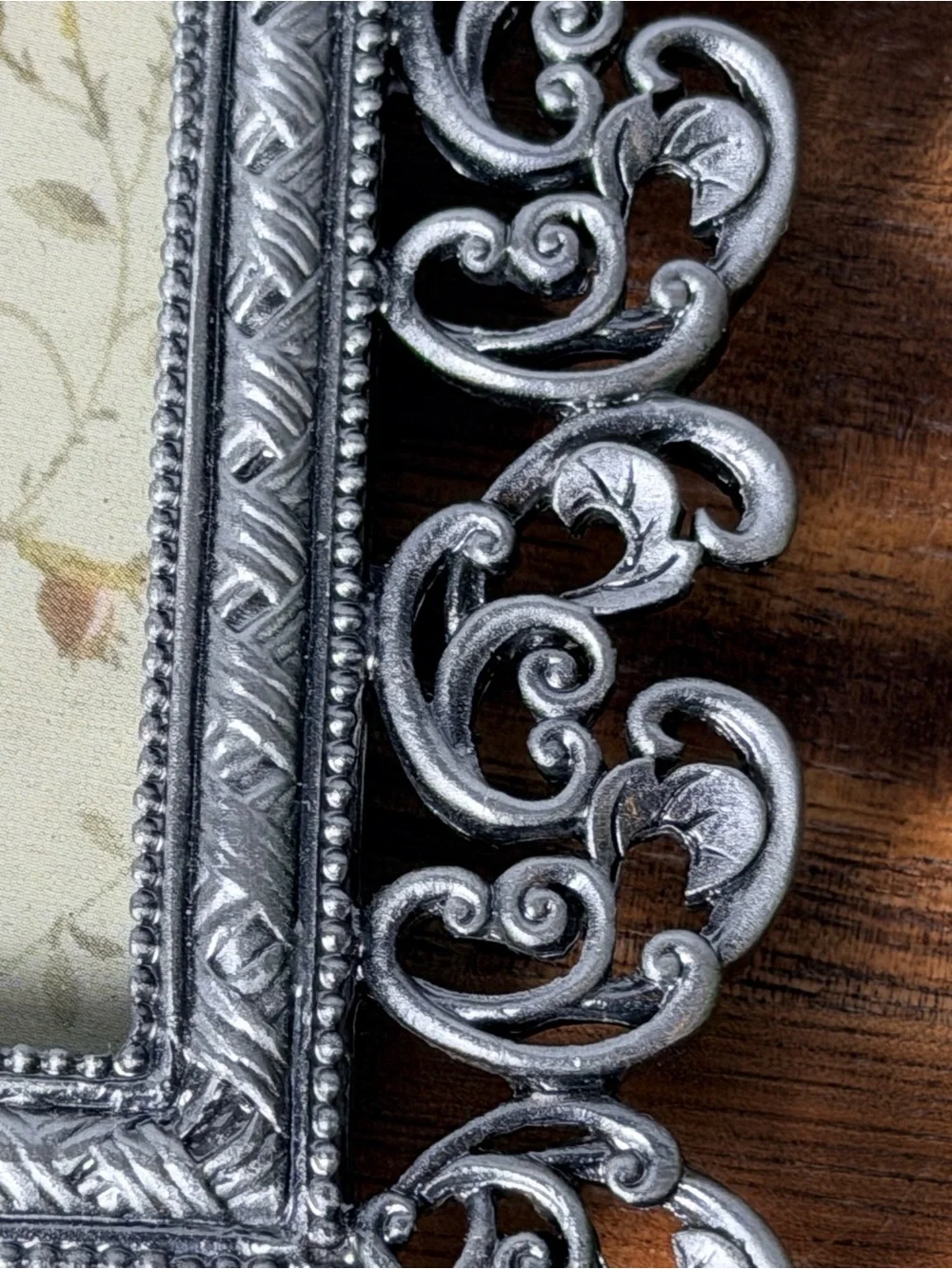 Vintage Ornate Silver Decorative Photo Frame - Silver